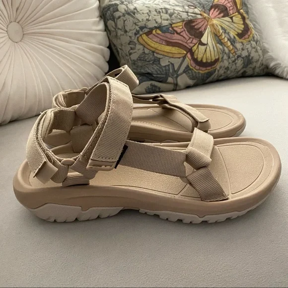 靴 Teva HURRICANE XLT2 SESAME-COLORED Women's Hurricane XLT2 Sandal | Teva®
